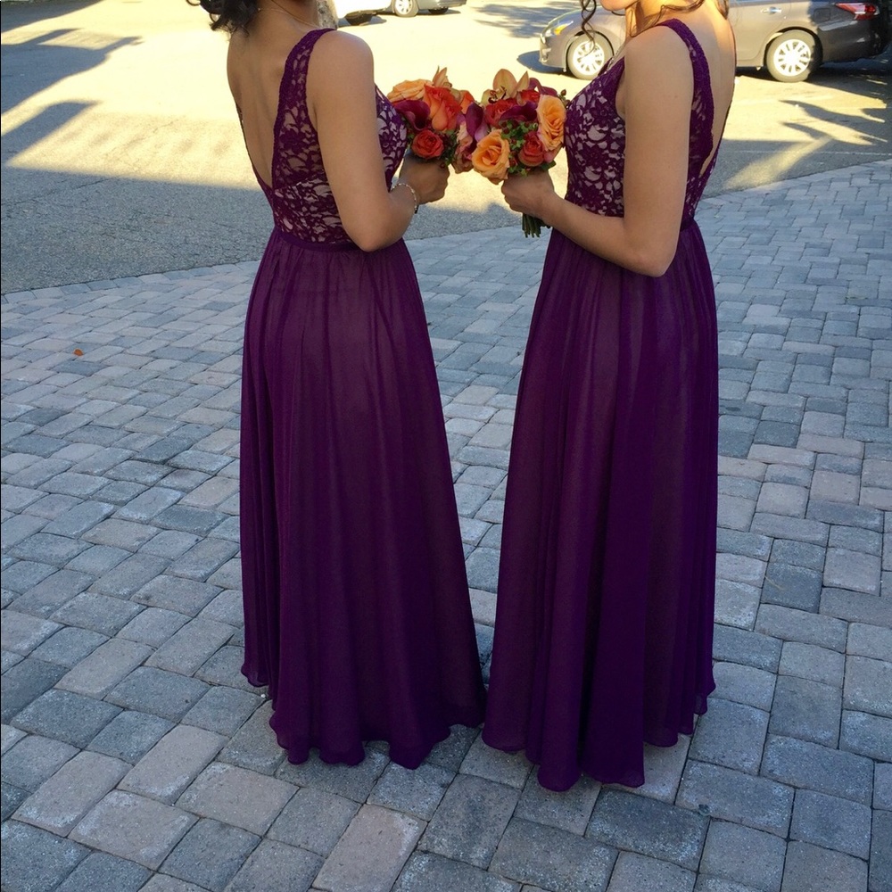 Gown - Picture 2 of 5